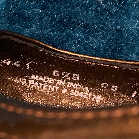 Cole Haan G Series Nike Air Flats - Picture 2 of 5